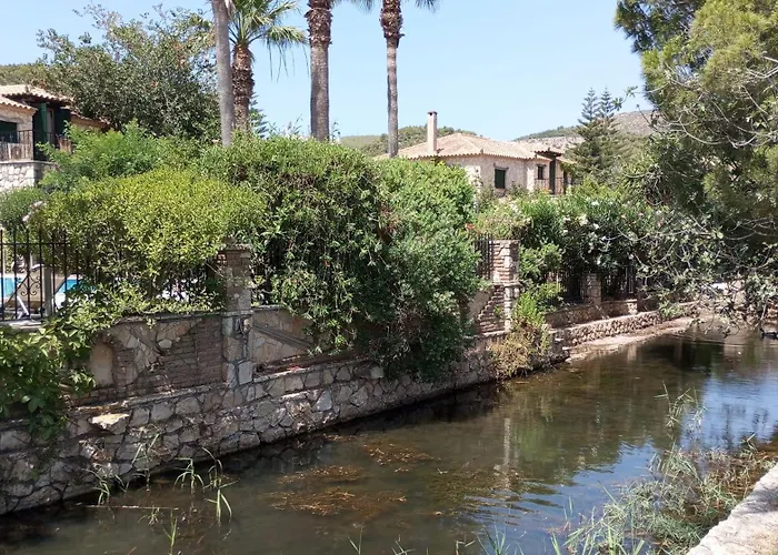 Castello Bellos Villas & Apartments