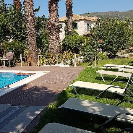 Castello Bellos Villas&Apartments Keri Esterno foto