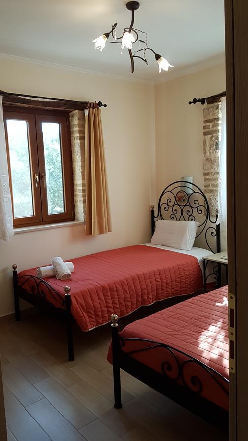 Castello Bellos Villas&apartments * Keri